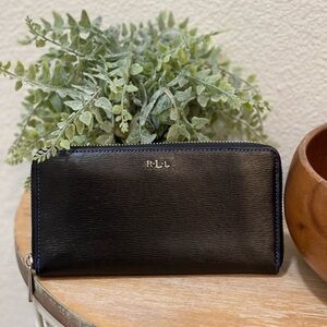 LAUREN Ralph Lauren Black Tate Zip Wallet